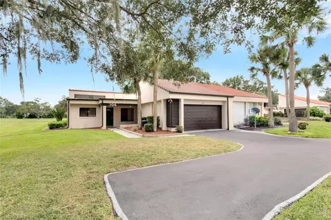 106 Seville Ct S, Plant City, FL 33566