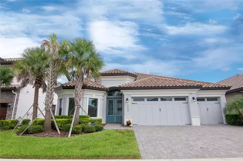 21805 Pristine Lake Blvd, Land O Lakes, FL 34637