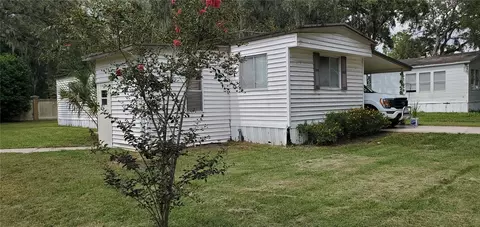 6933 Sylvan Ln, Zephyrhills, FL 33541