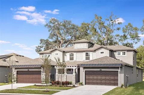318 Villa Corte Dr, Lutz, FL 33549