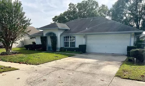 1709 Powder Ridge Dr, Valrico, FL 33594