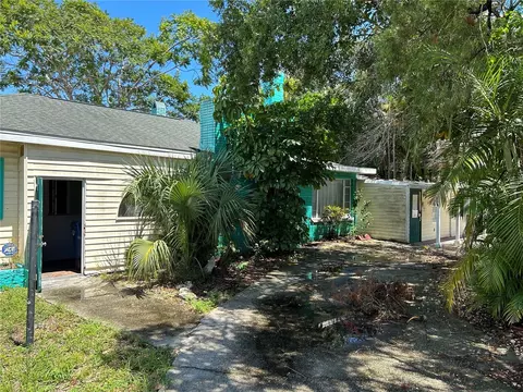 1207 30th Ave E, Bradenton, FL 34208