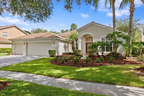 18007 Avalon Ln, Tampa, FL 33647