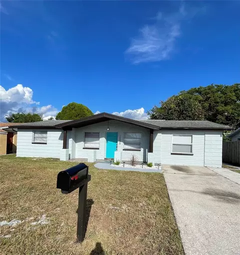 10038 Vineyard Ln, Port Richey, FL 34668