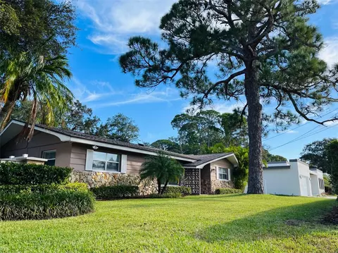 13523 Park Blvd, Seminole, FL 33776