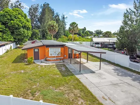 1906 7th St SW, Ruskin, FL 33570