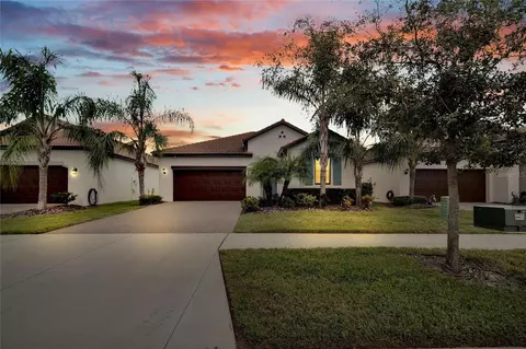 16832 Whisper Elm St, Wimauma, FL 33598