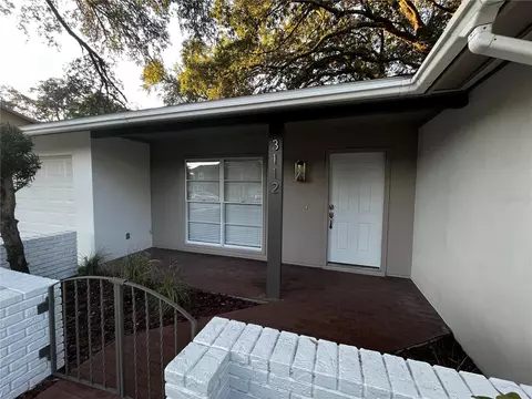 3112 W Paris St, Tampa, FL 33614
