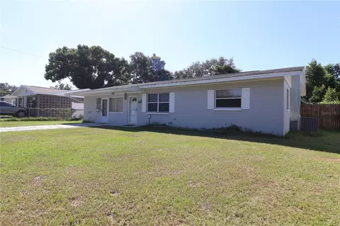 39152 Heights Ave, Zephyrhills, FL 33542