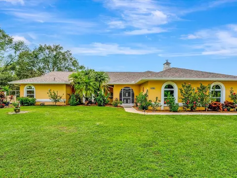 6901 Old Court St, North Port, FL 34291