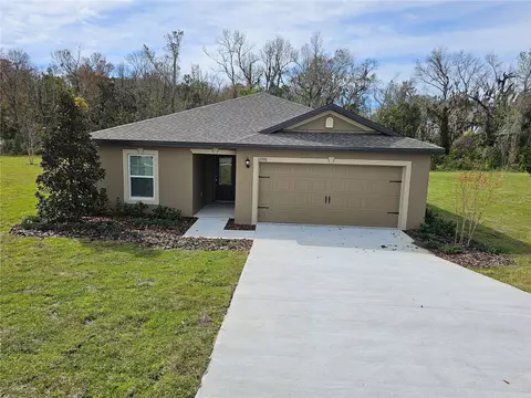 12976 Del Lago Dr, Astatula, FL 34705
