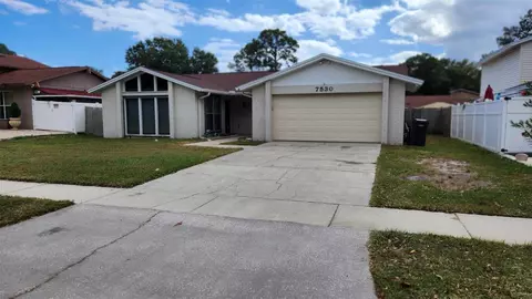 7530 Twelve Oaks Blvd, Tampa, FL 33634