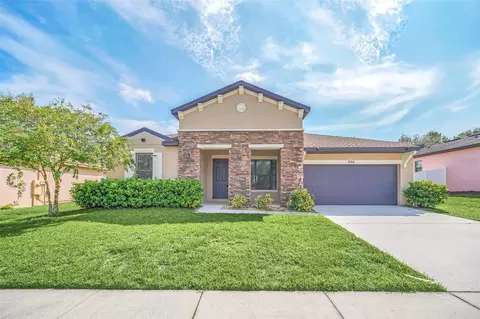 806 Woods Landing Dr, Minneola, FL 34715