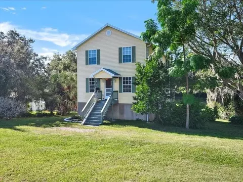 32938 Michigan Ave, San Antonio, FL 33576