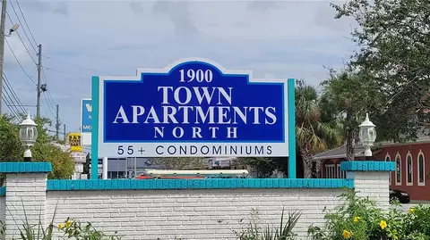 5925 18th St N #7, Saint Petersburg, FL 33714