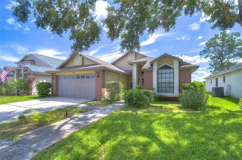 1538 Portsmouth Lake Dr, Brandon, FL 33511