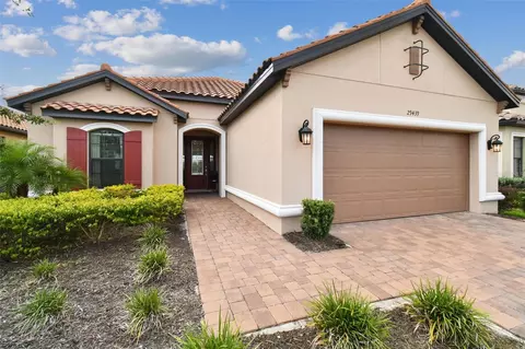 29439 Ginnetto Dr, Wesley Chapel, FL 33543