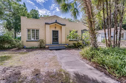 105 Arlington Ave W, Oldsmar, FL 34677