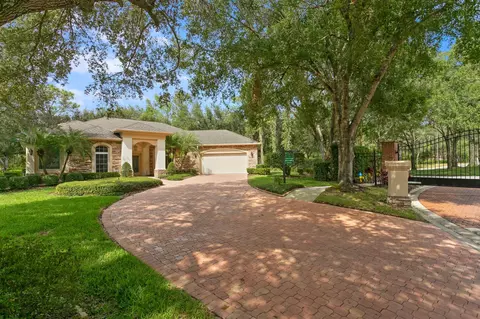 18024 Pinnacle Ct, Tampa, FL 33647