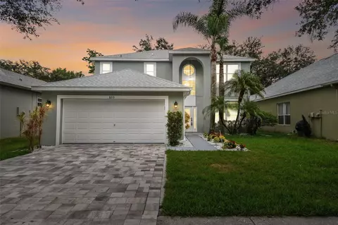 8213 Canary Canyon Way, Tampa, FL 33647