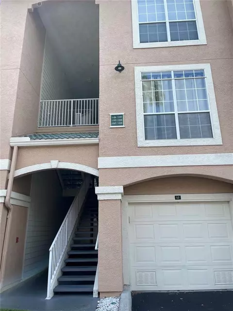 1305 Bay Club Cir #1305, Tampa, FL 33607