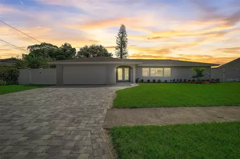 905 Richards Ave, Clearwater, FL 33755