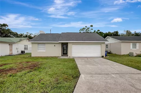 1315 Cinnamon Way W, Lakeland, FL 33801