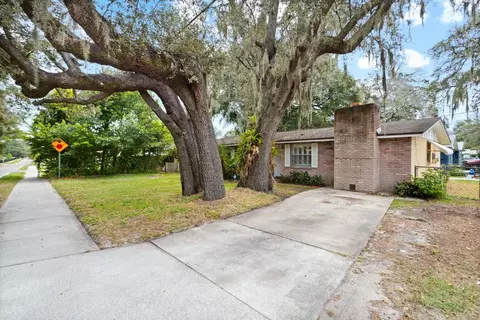 12015 E Old Hillsborough Ave, Seffner, FL 33584