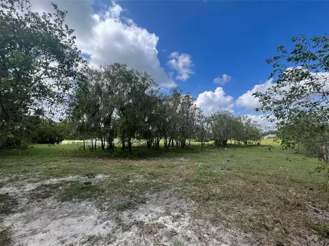 Pitt Rd, Plant City, FL 33567