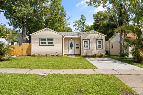 605 34th Ave N, Saint Petersburg, FL 33704