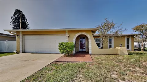 7510 Vienna Ln, Port Richey, FL 34668