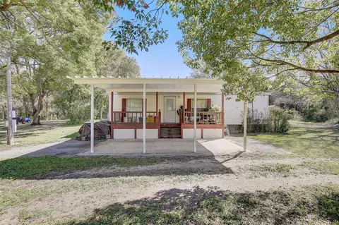 6734 Wire Rd, Zephyrhills, FL 33542