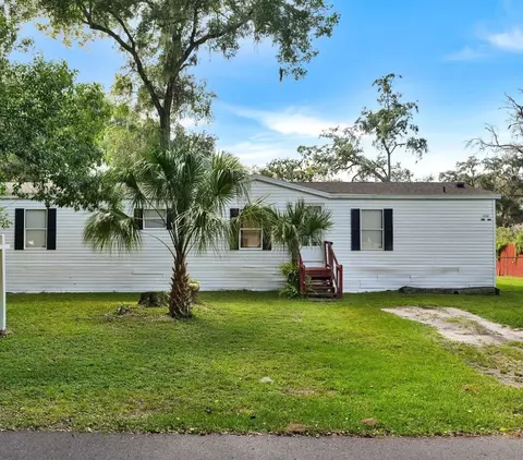 11704 Lewis Ave, Thonotosassa, FL 33592