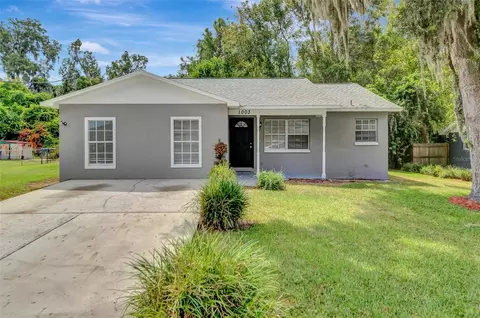 1003 Monroe St, Plant City, FL 33563
