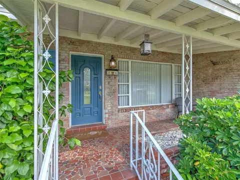 400 Morgan St E, Brandon, FL 33510