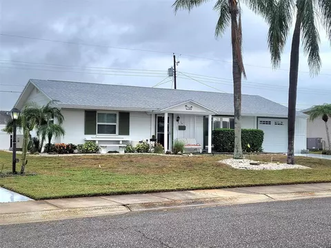 718 Torrey Pines Ave #2, Sun City Center, FL 33573