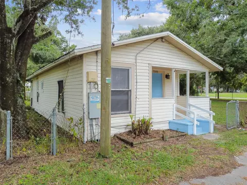 7505 Connecticut Dr, Tampa, FL 33619