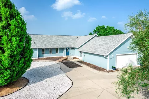 709 Spanish Main Dr, Apollo Beach, FL 33572