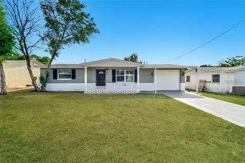 12812 College Hill Dr, Hudson, FL 34667