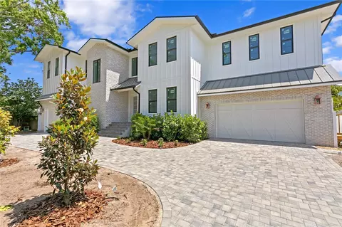 615 Luzon Ave, Tampa, FL 33606
