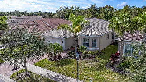 16105 Cedar Key Dr, Wimauma, FL 33598