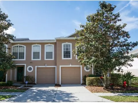 9931 Ashburn Lake Dr, Tampa, FL 33610