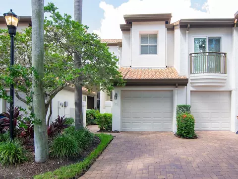 1106 Shipwatch Cir, Tampa, FL 33602