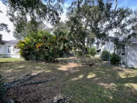 Melrose Avenue S, Saint Petersburg, FL 33705