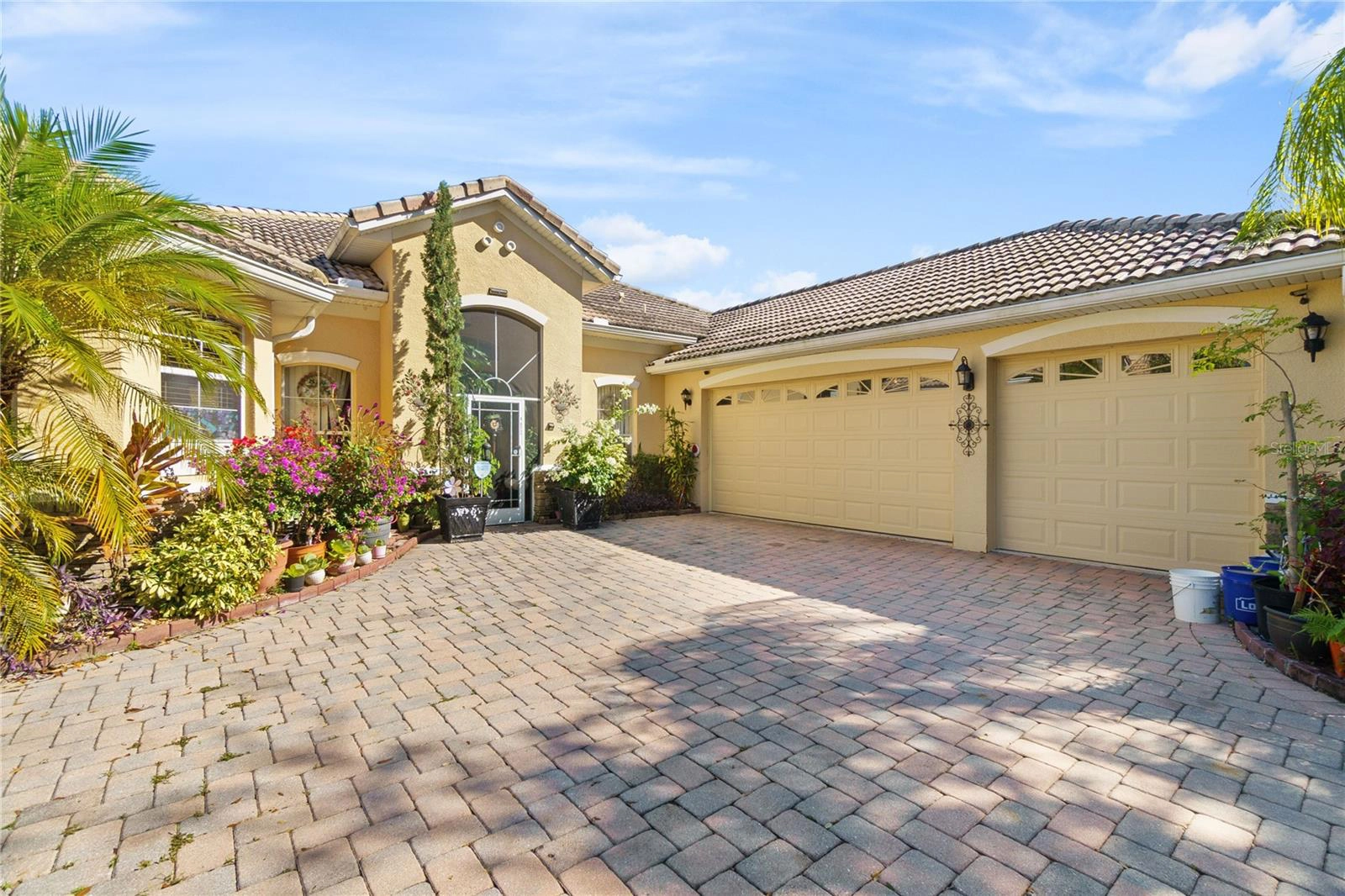 3821 Golden Feather Way  