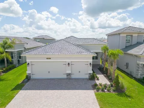 3104 Great Banyan Way, Wesley Chapel, FL 33543