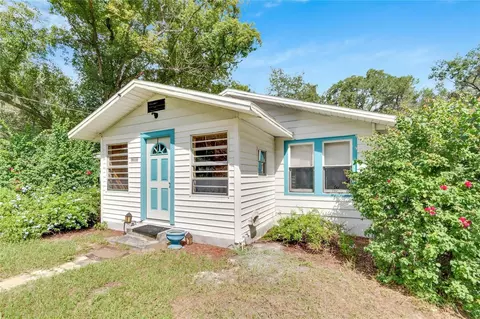 12802 Sydney Rd, Dover, FL 33527
