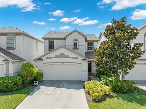 1038 Bella Vista Dr NE, Saint Petersburg, FL 33702