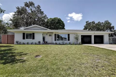 514 Eastview Rd, Largo, FL 33770