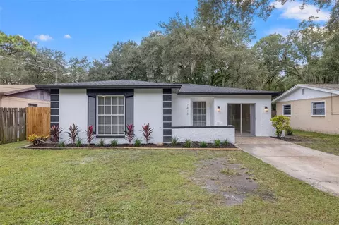 7413 Lakeshore Dr, Tampa, FL 33604